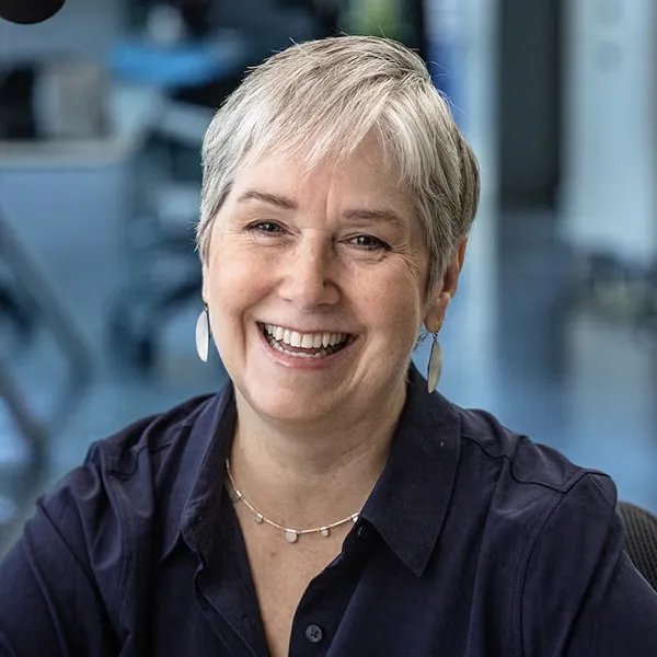 Linda Elkins-Tanton headshot