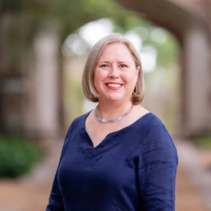 Photo of Erin McGlothlin